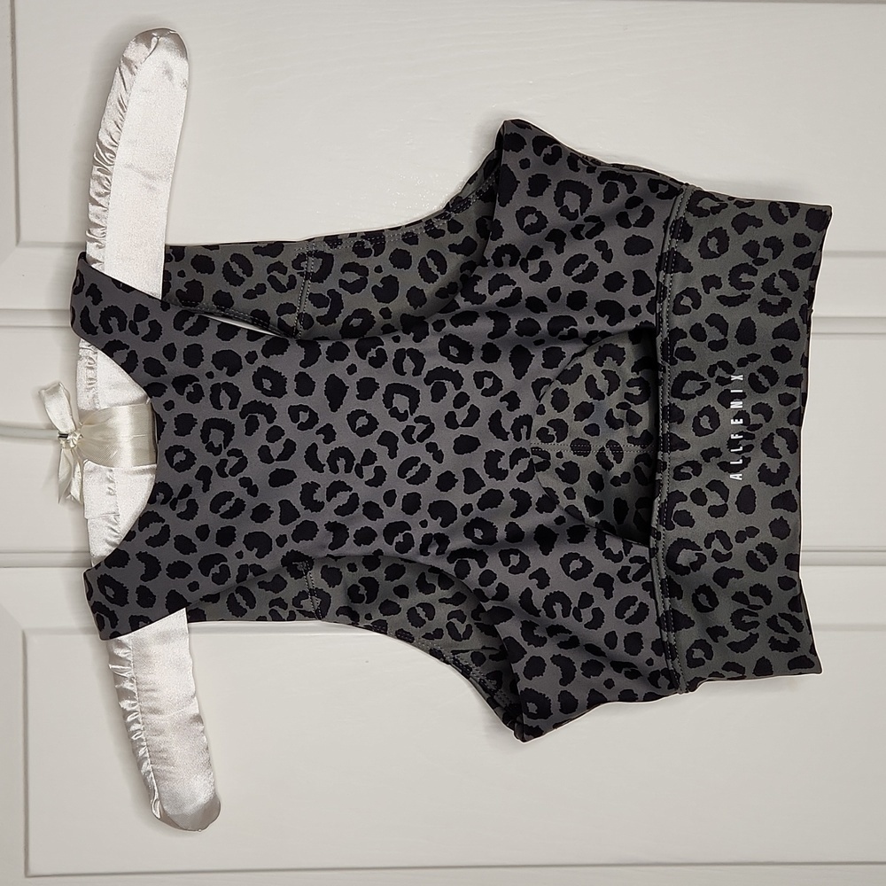 All Fenix Anthropologie Sport Bra Long Jagger Charcoal Cheetah Print S - Picture 4 of 9